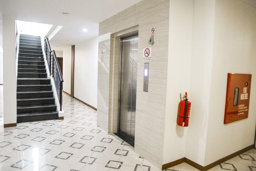 Hana Hotel Batam Ngoại thất bức ảnh